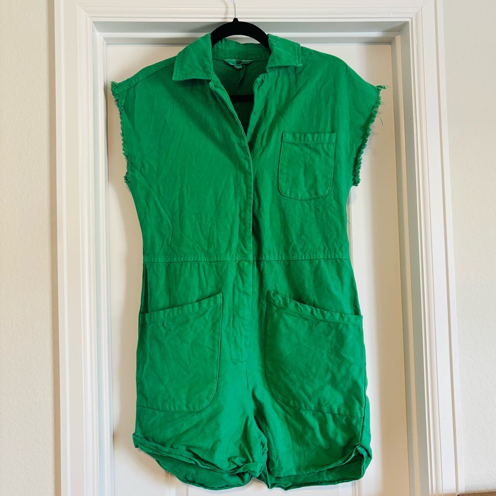 Green Sleeveless Jumpsuit